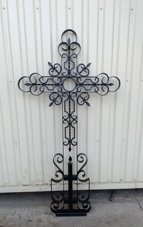 Крест кованый №45