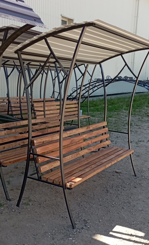 Скамья с навесом №1