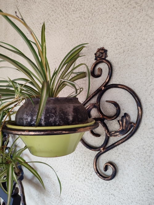Кованая цветочница №38