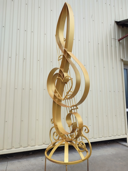 Композиция "Скрипичный ключ"