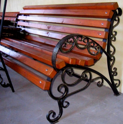Скамья с коваными элементами №11