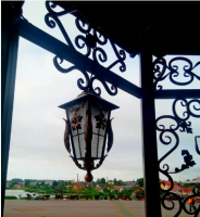 Ротонда с часами.